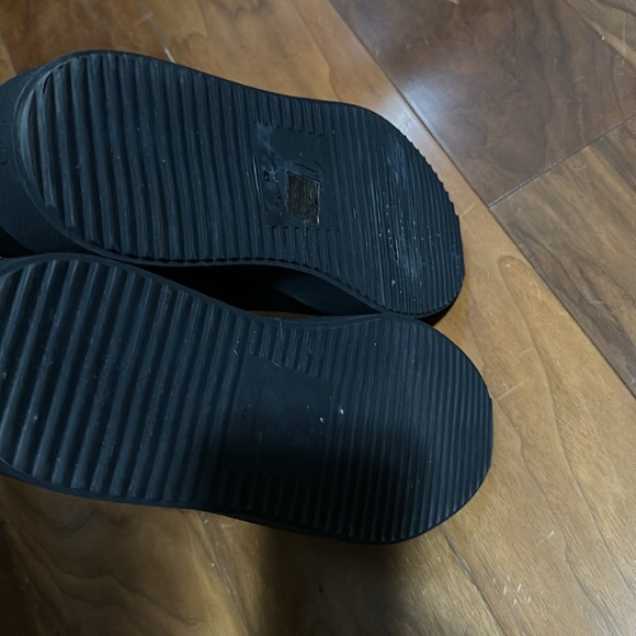 Giuseppe Zanotti High Top Sneakers - Picture 8 of 12